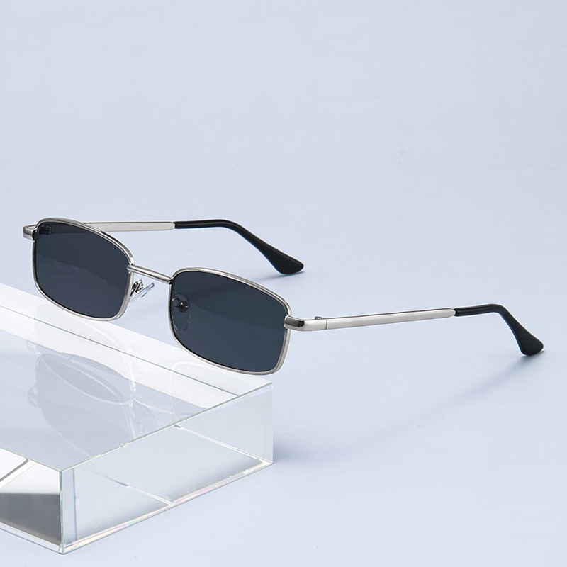 Fashion Punk Sunglasses Women  - đánh giá và giá Vintage Fashion Images