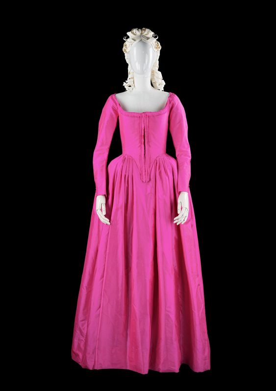 Catherine The Great Cosplay Co - đánh giá và giá Vintage Slip Dress