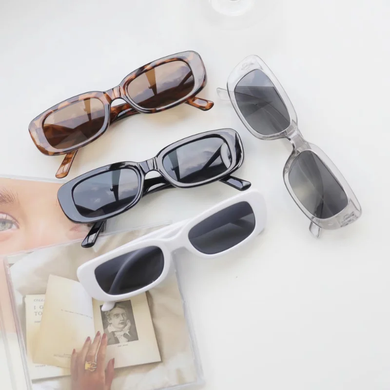 Vintage Small Square Sunglasse - đánh giá và giá Vintage Fashion Images