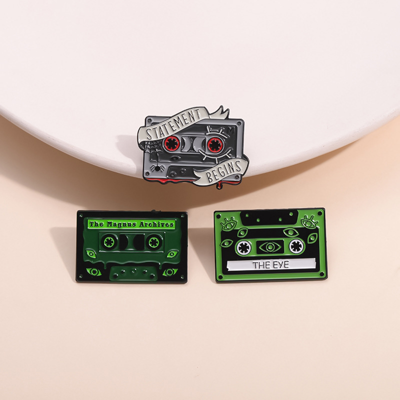 Vintage Music Tape Enamel Broo - đánh giá và giá Vintage Vibes Fashion