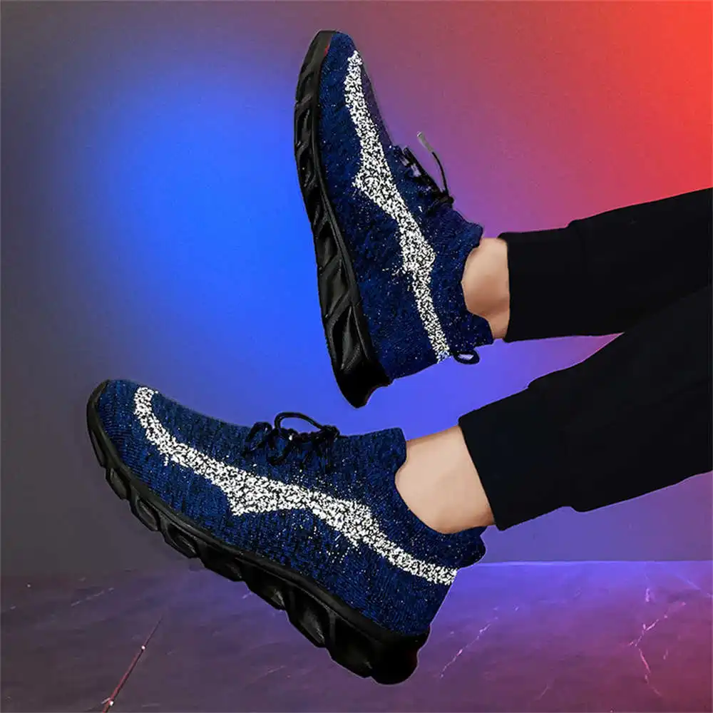 Flat Sole Lace Up Sneakers Pur - đánh giá và giá Vintage Fashion Collecting And Wearing Designer Classics